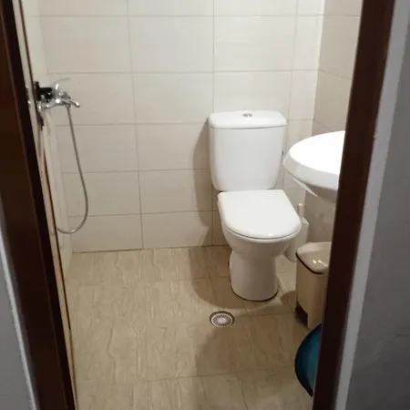 Pano Duka Himare Roms 게스트하우스 *